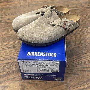 *SOLD* Birkenstock Boston Taupe Suede
